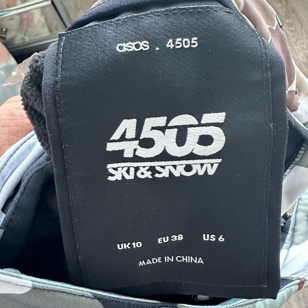 ASOS ski pants - Picture 4 of 5
